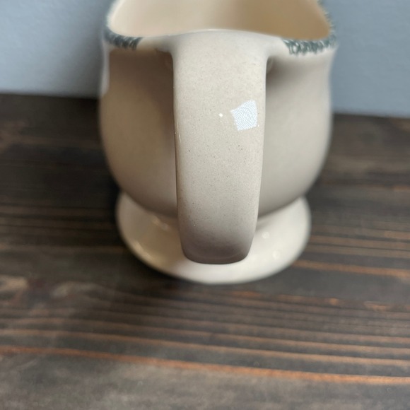 Vintage Home & Garden Party Birdhouse Stoneware Gravy Boat - Picture 4 of 7